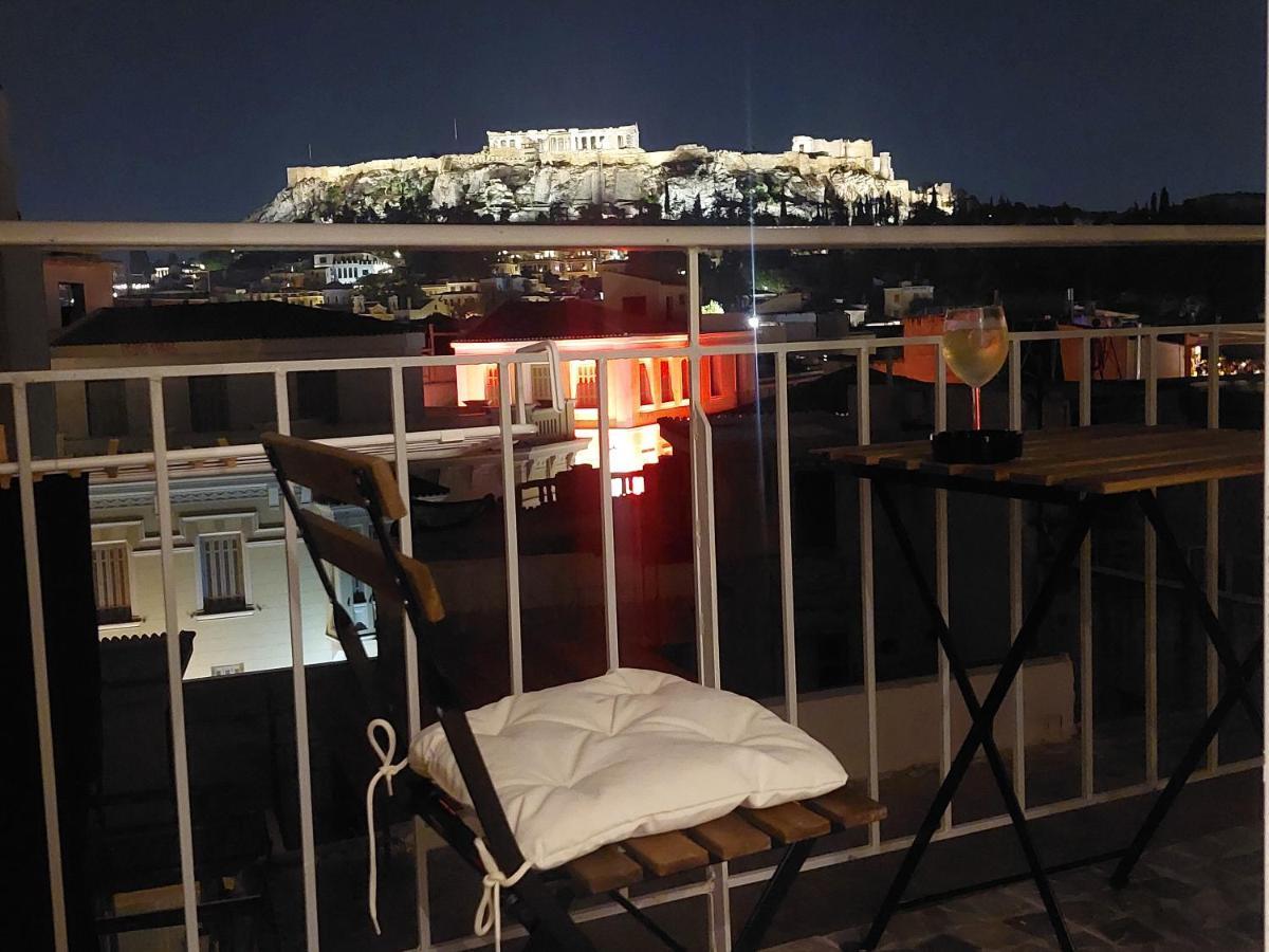 Luxury Apartment Overlooking The Citadel Of Tsakas Атина Екстериор снимка
