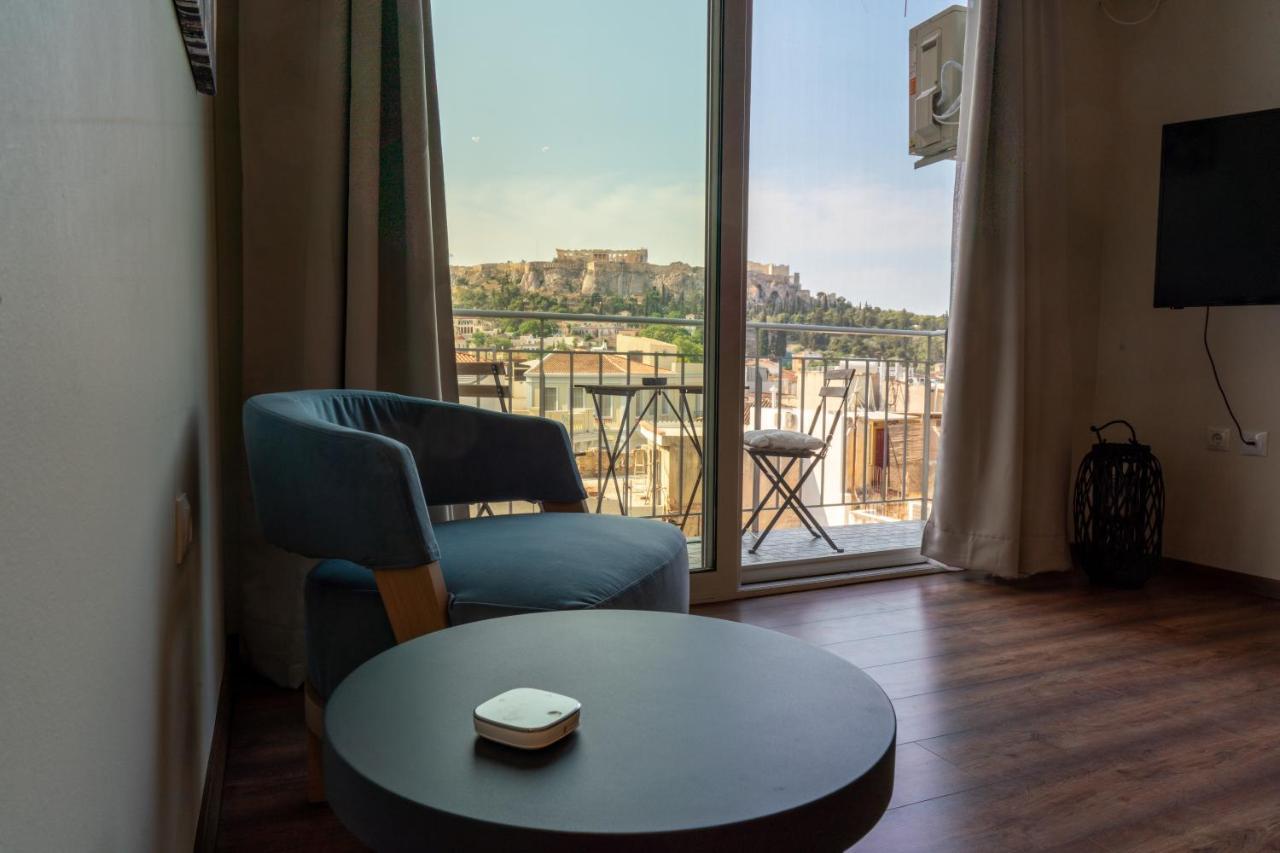 Luxury Apartment Overlooking The Citadel Of Tsakas Атина Екстериор снимка